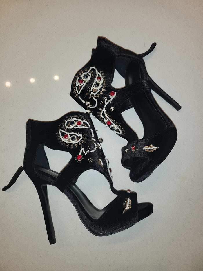 Clearance -Multi-color Embroidery String Sandal