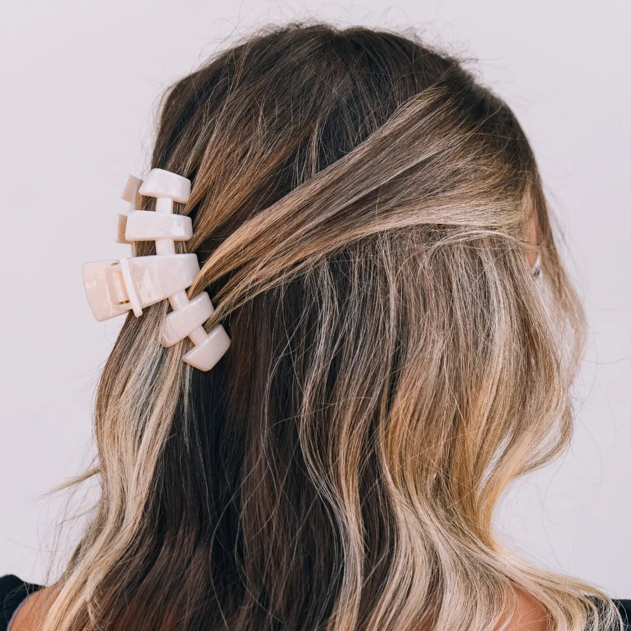 TELETIES Small Classic Claw Hair Clip - Soft Surf