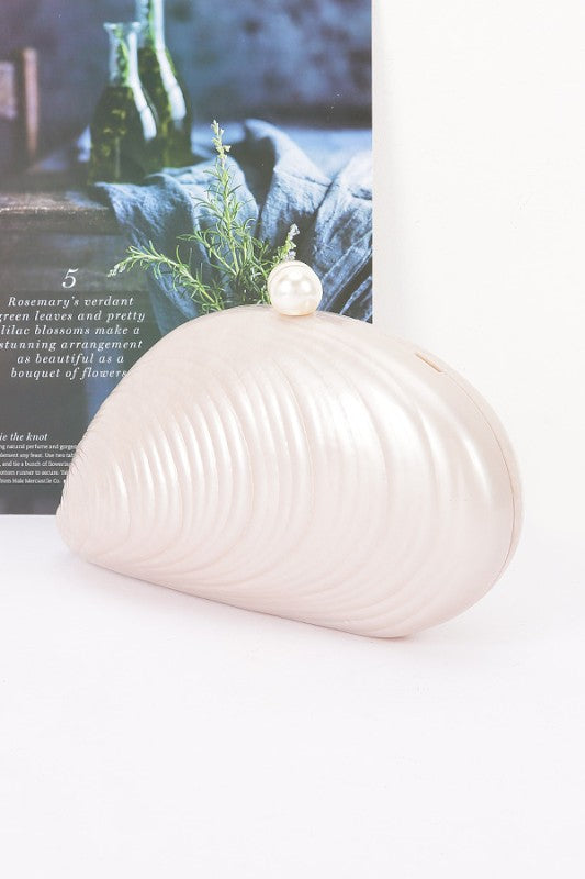 Luxe Marble Shell Evening Clutch- Cream