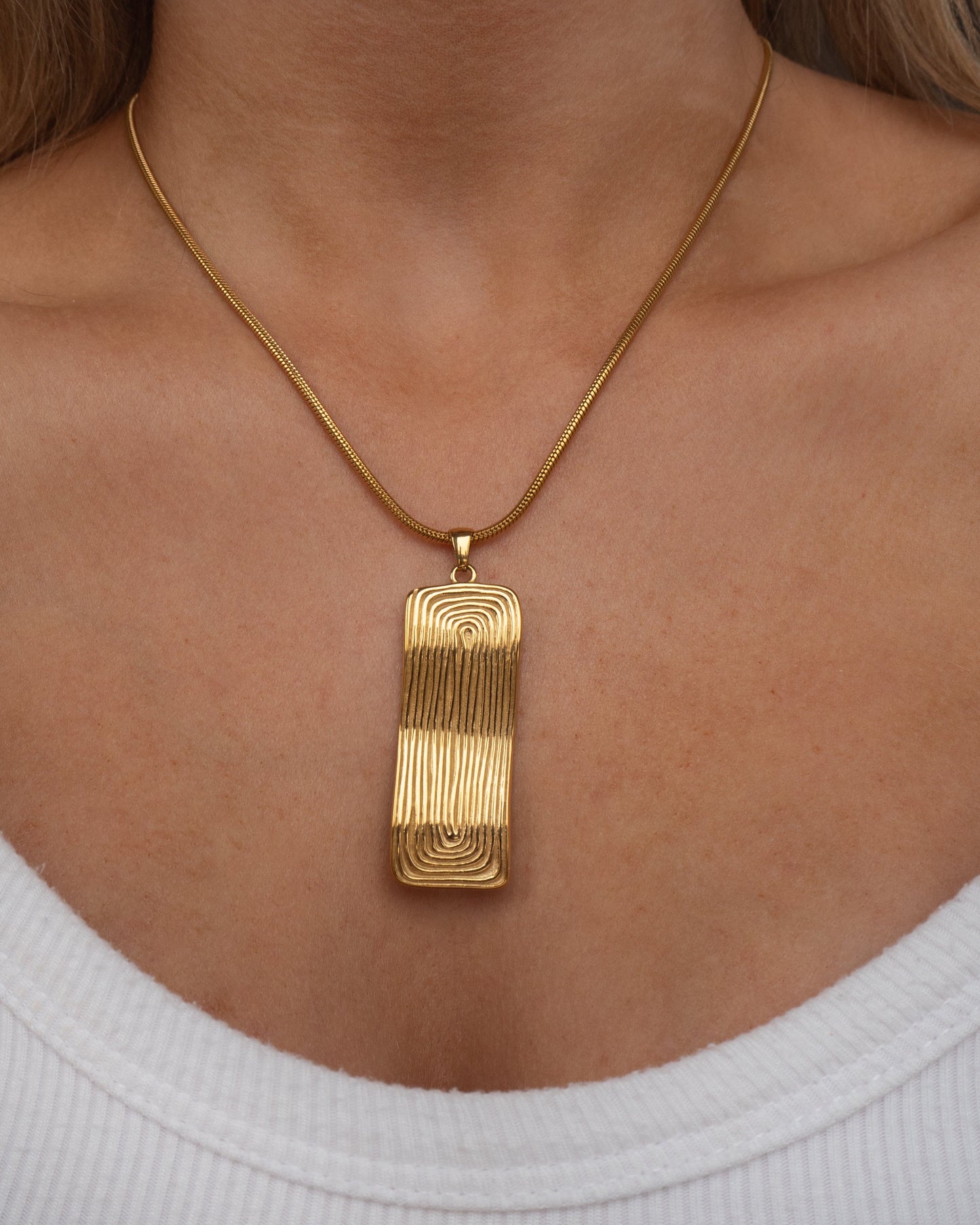 Roxy Necklace