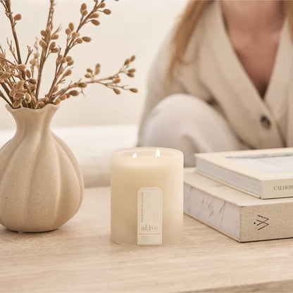 al.ive Soy Candle - Apricot & Sweet Fig