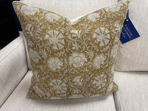 Filling Spaces 'Nisa' Linen Accent Pillow
