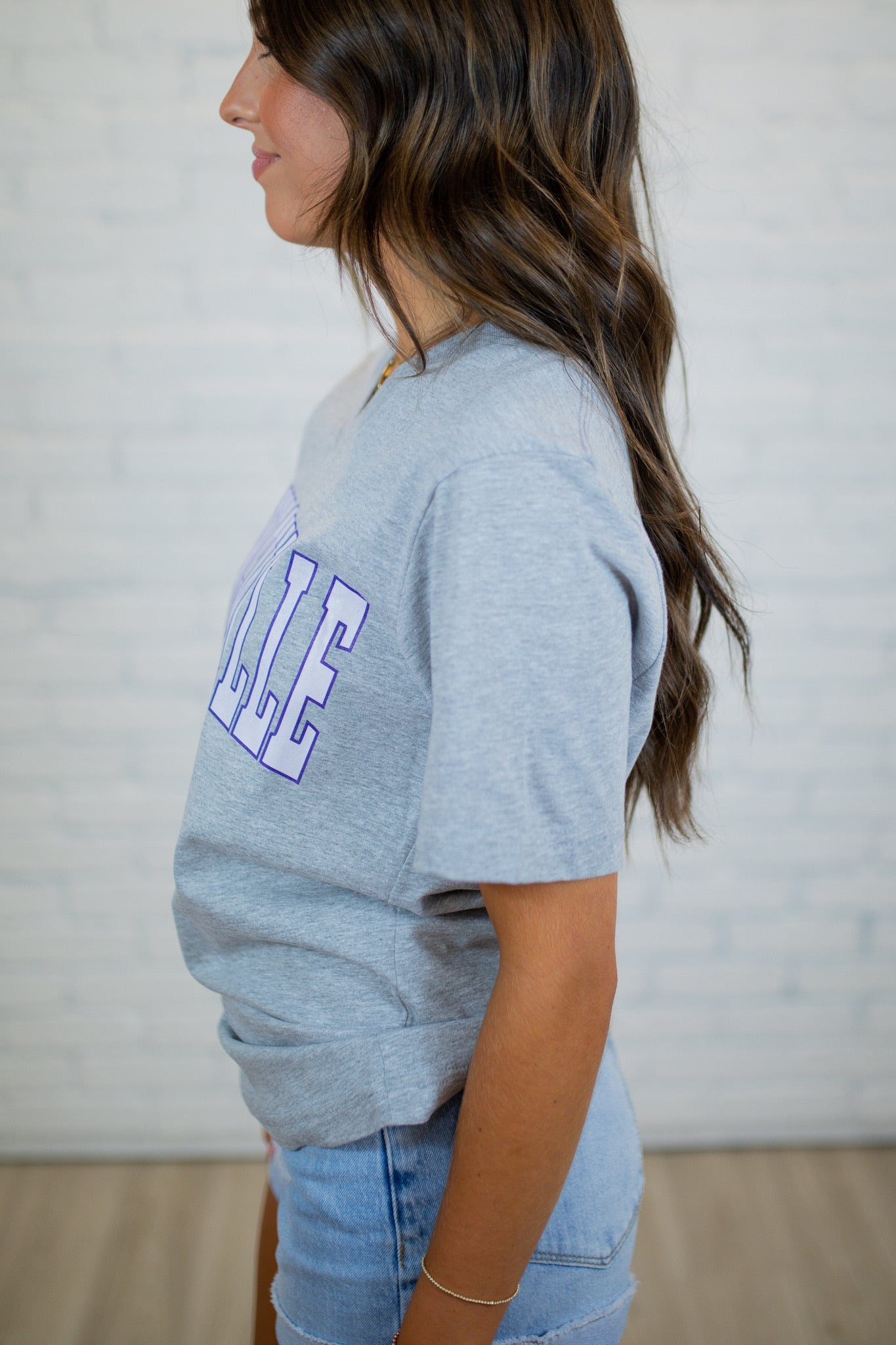 Springville V-Neck Tee - Gray