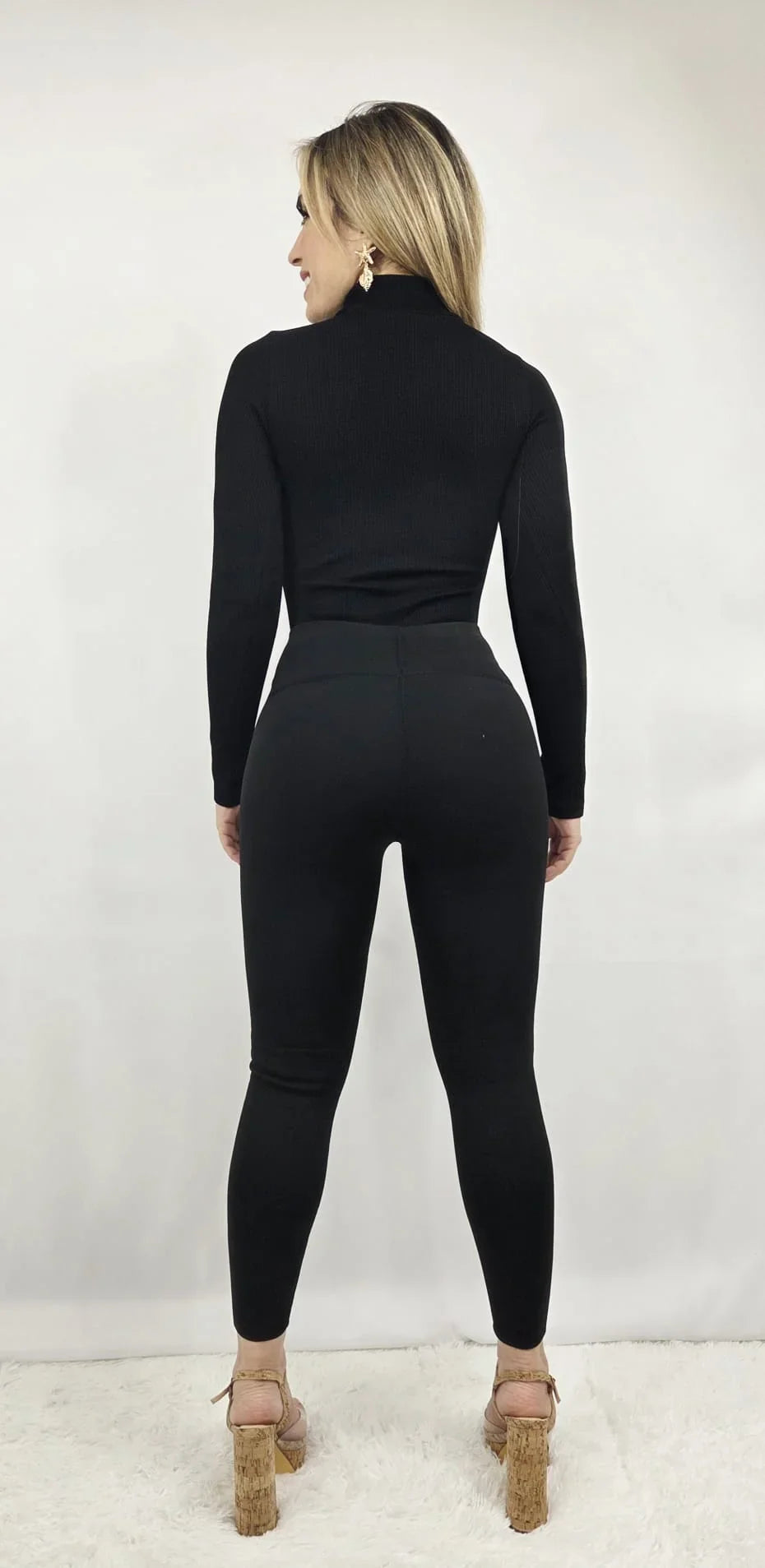 Luxe Warmth High-Waisted Tights
(Black)