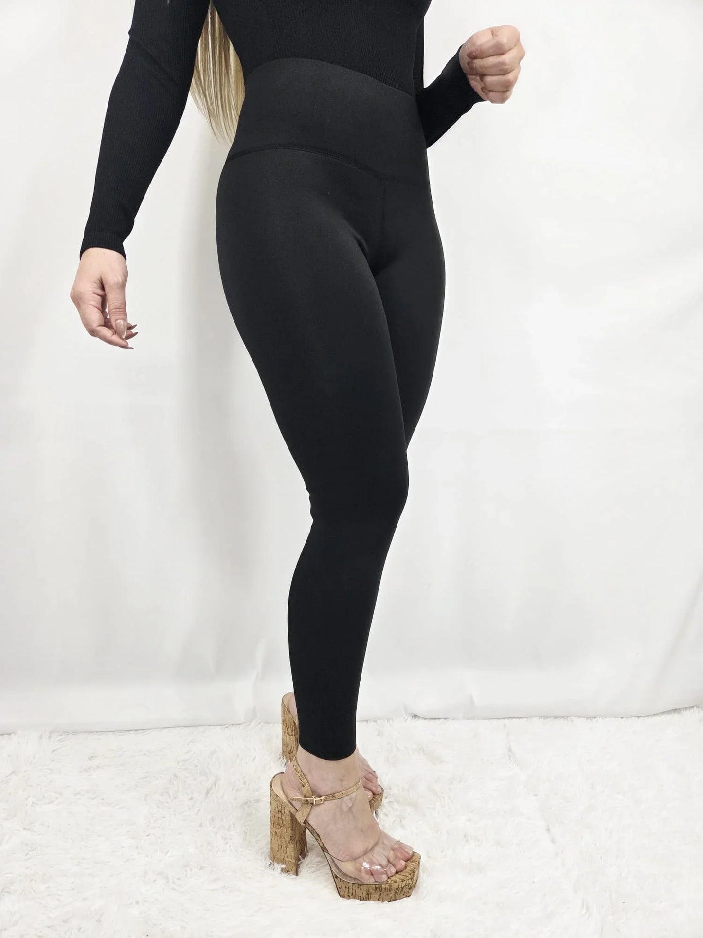 Luxe Warmth High-Waisted Tights
(Black)