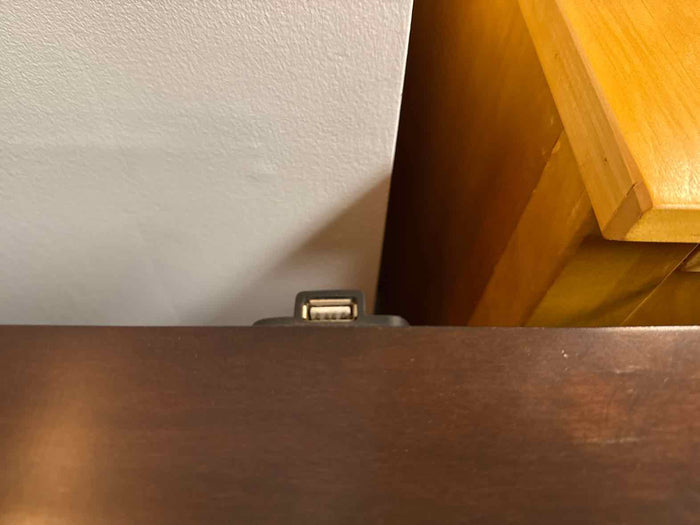 Michael Ashton 3-Drawer Nightstand