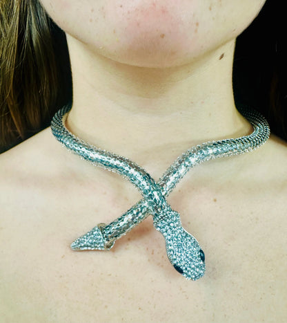 Serpentine Allure Necklace Set (Silver)