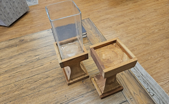 Set Of 2 Candle Holders with Recycled Wood Bases