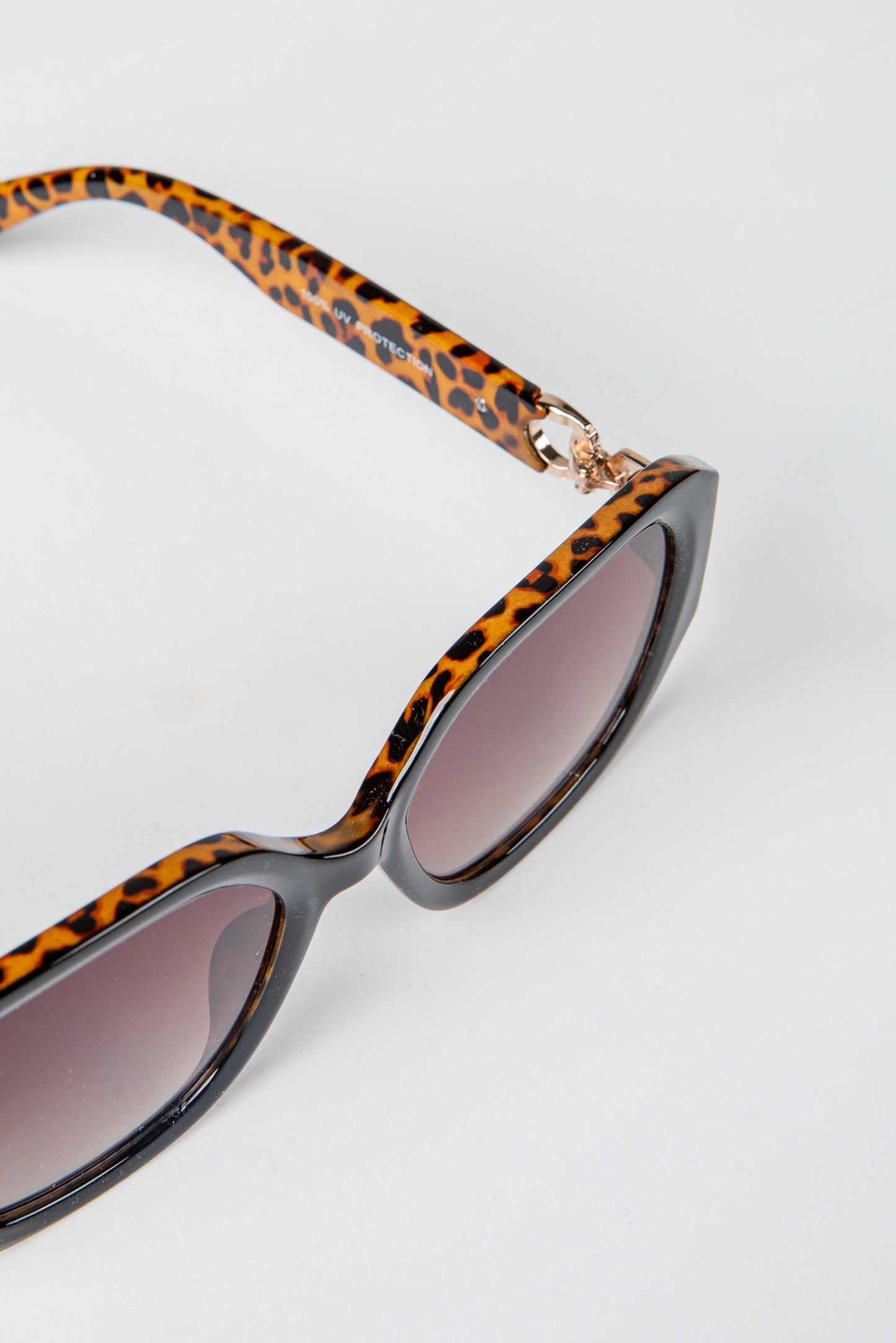 Bon Voyage Black Cheetah Print Round Sunglasses