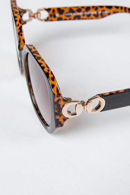 Bon Voyage Black Cheetah Print Round Sunglasses