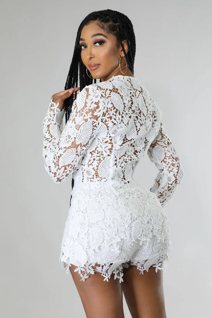 Sunlit Field Lace Short Set (White)