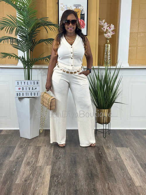 The Capri Sands Set (Ivory)