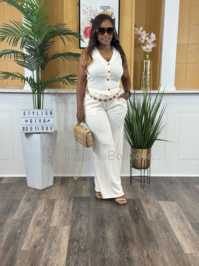 The Capri Sands Set (Ivory)
