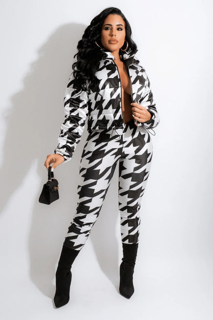 Vail Tours Houndstooth Pant Set with Stretch Fit