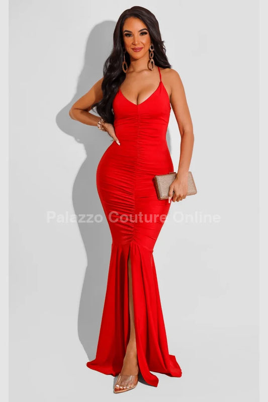 Venus Beauty Red Evening Gown with Ruched Silhouette