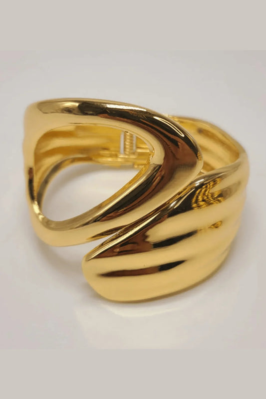 Waves Crashing Cuff Bangle (Gold)