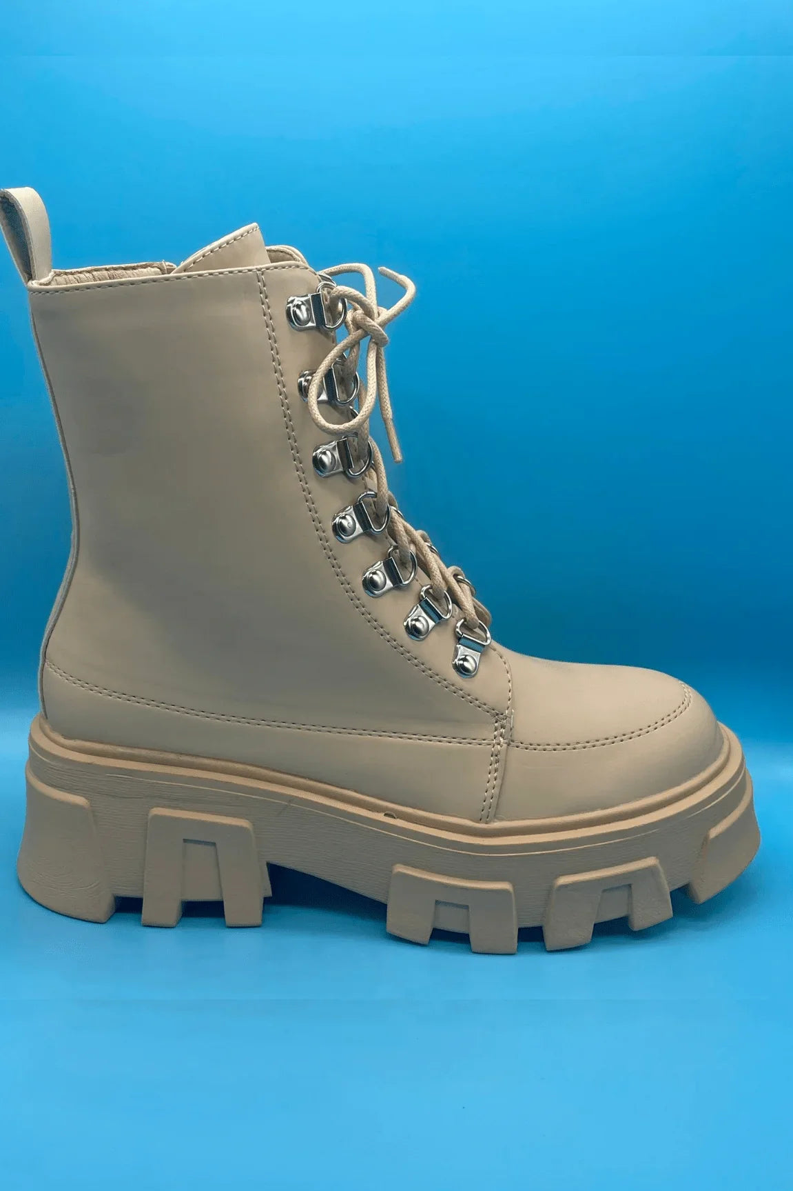 Winter Princess Jaque Cream Lace Boots with Chunky Platform Sole